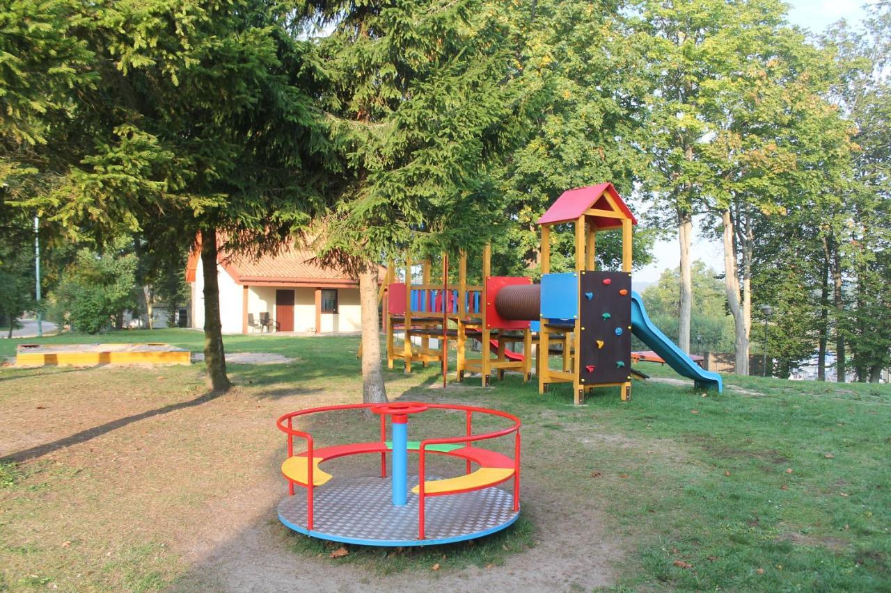 Domki W Porcie Zielony Gaj Mikolajki  Exterior photo